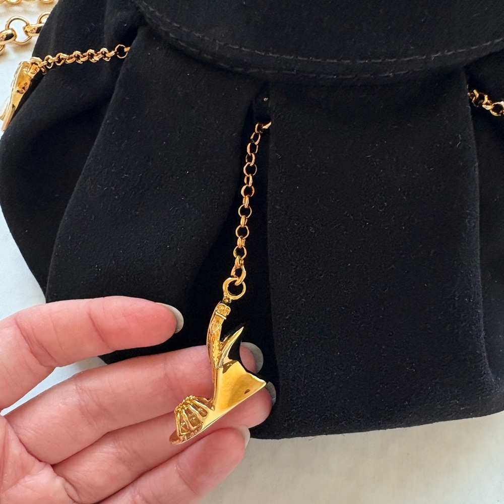Vintage Salvatore Ferragamo Black Suede Bucket Bag Shoe Charm Limited Edition - Picture 7 of 16